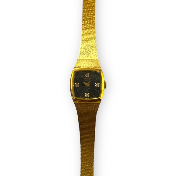 Vintage Orient Gold Dainty Ladies Wristwatch